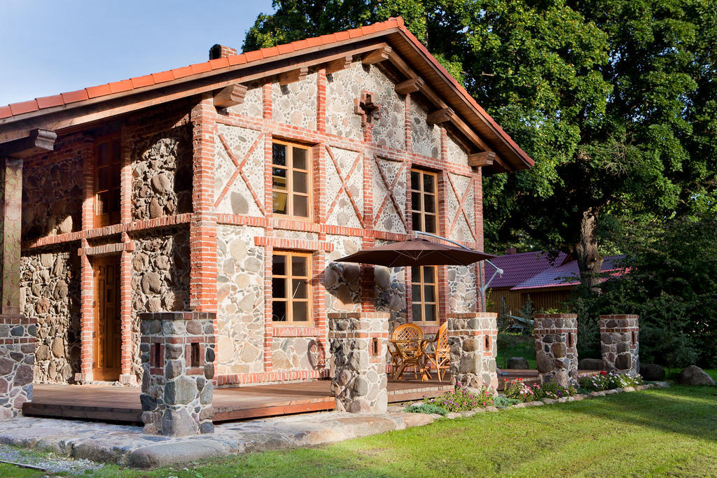 Linnumaja Guesthouse Uulu Exterior photo